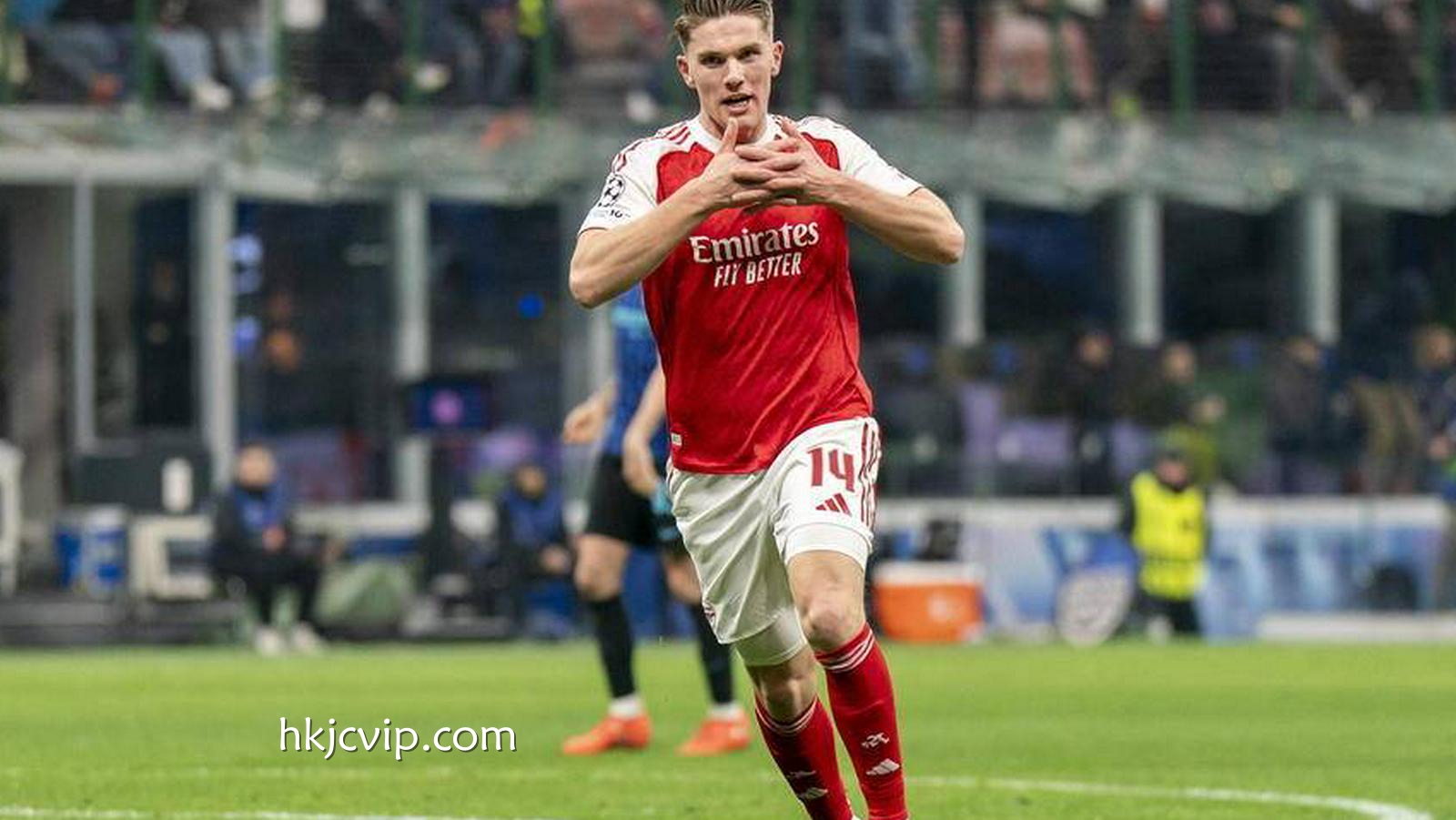 香港赛马会独家解读: 深度|谁来阻止阿森纳?欧冠7战全胜英超7分领跑 曼联领重任