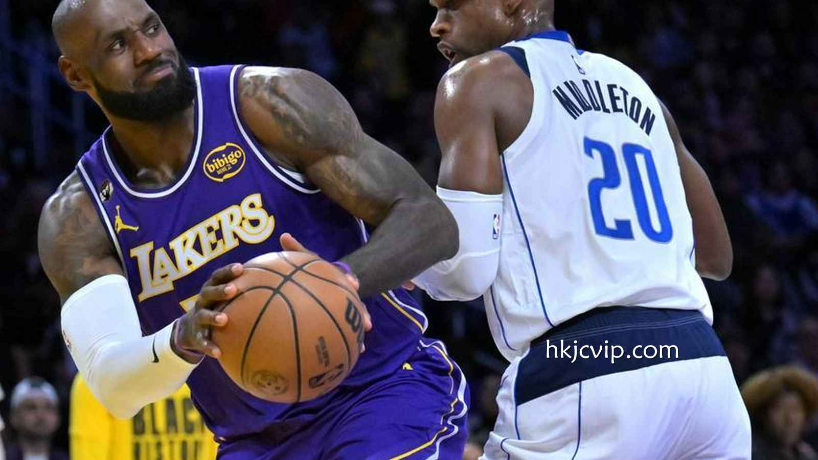 香港赛马会行业洞察：詹姆斯28+10+12里夫斯18分 湖人大胜送独行侠9连败