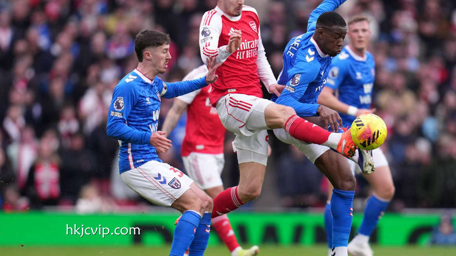 香港赛马会独家报道: 英超-约克雷斯双响苏维门迪贴地斩 阿森纳3-0先赛9分领跑